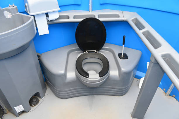 Best Sanitation services for porta potties  in Geneva, FL